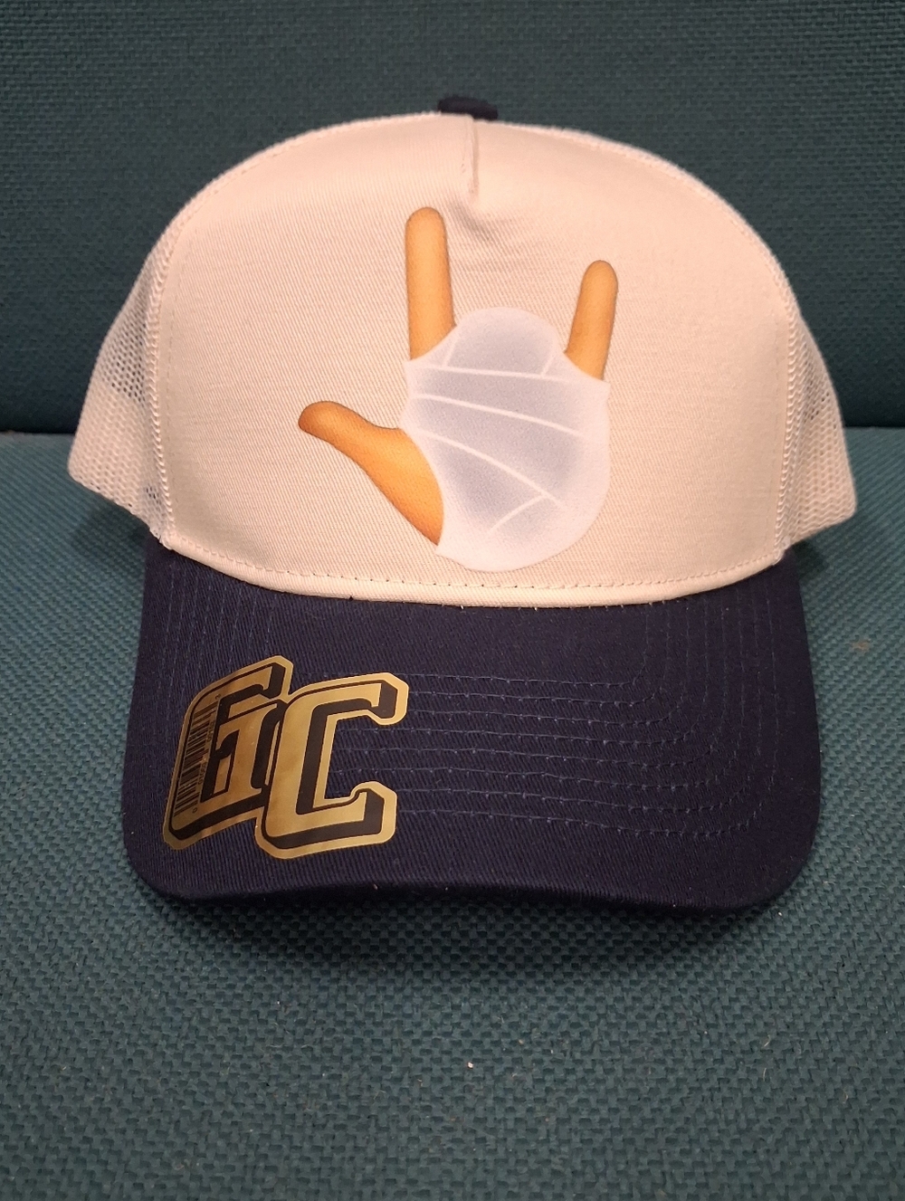 NWOT Love Sign Hat